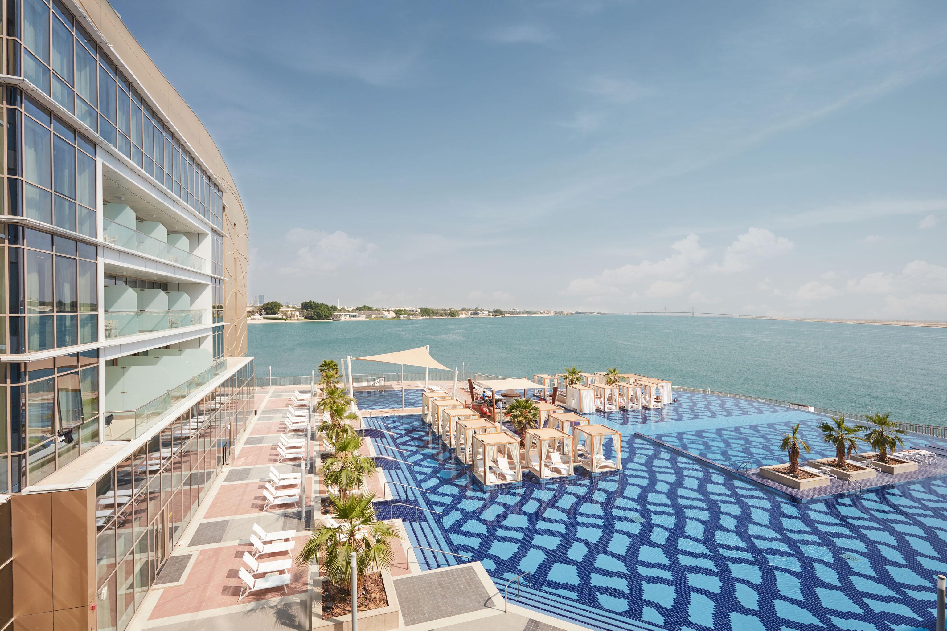 Royal M Hotel Abu Dhabi By Gewan Exterior photo